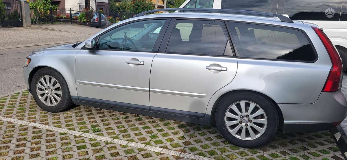 Volvo V50 2008 — photo 6