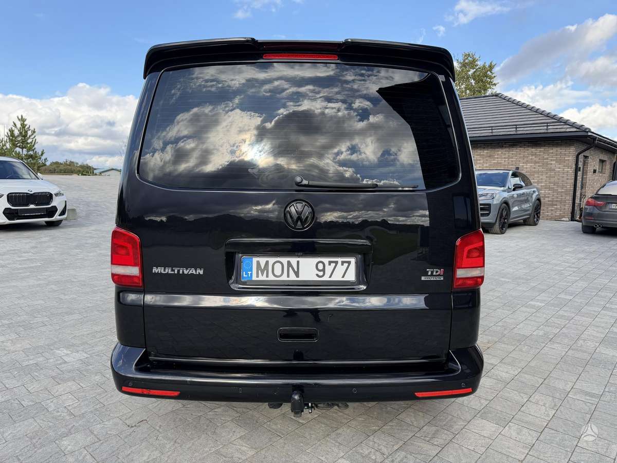 Volkswagen Multivan, 2.0 l., Минивэн