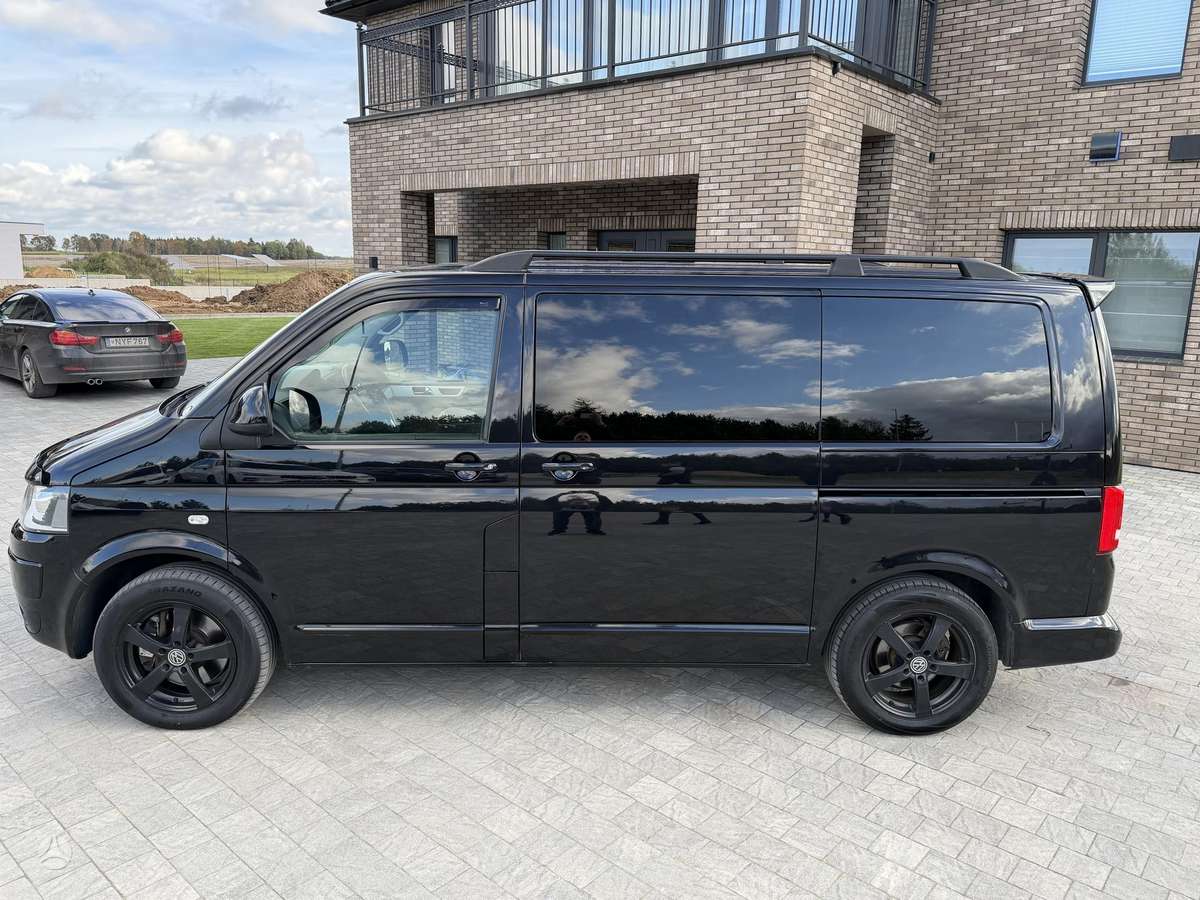 Volkswagen Multivan, 2.0 l., Минивэн