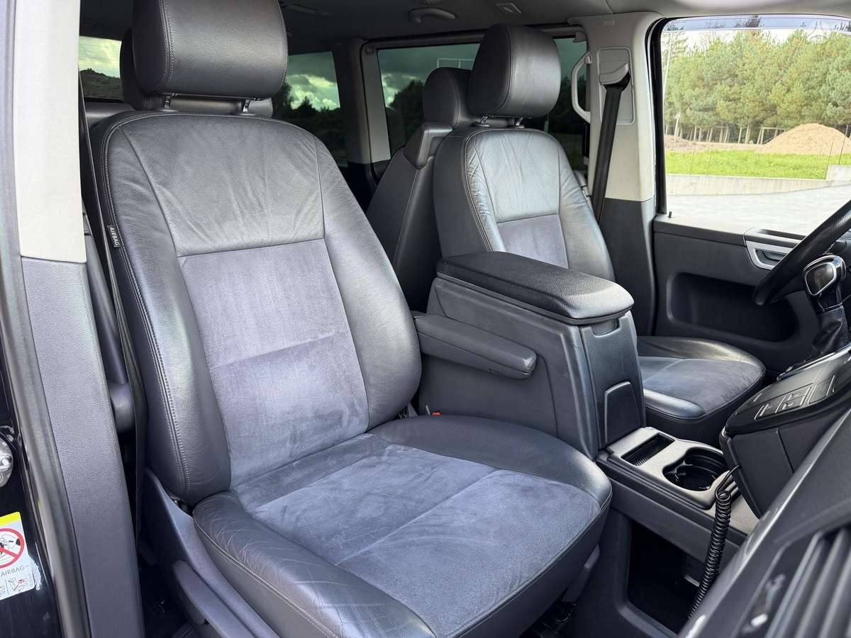 Volkswagen Multivan, 2.0 l., Минивэн