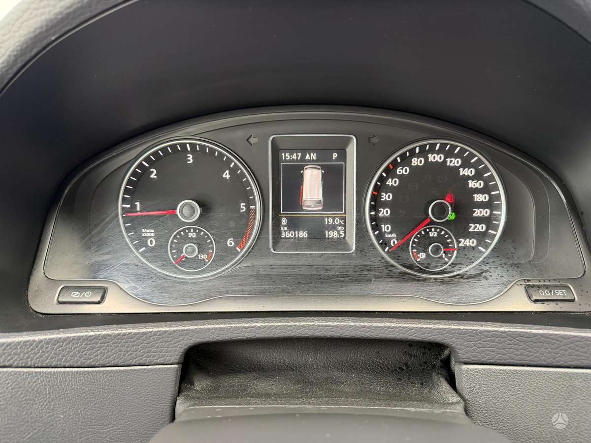 Volkswagen Multivan, 2.0 l., Минивэн