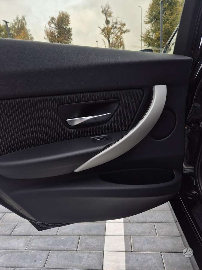 BMW 320, 2.0 l., Седан