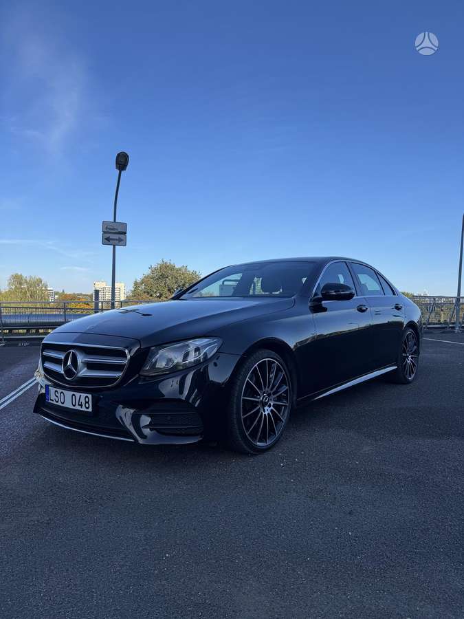 Mercedes-Benz E400