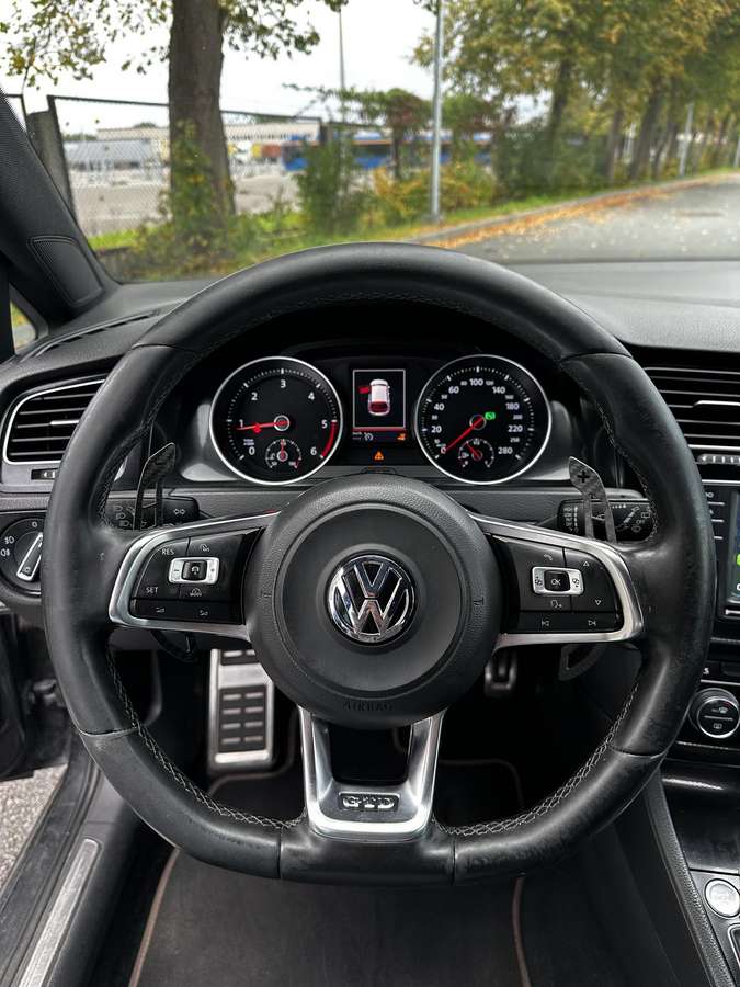 Volkswagen Golf, 2.0 l., hatchback