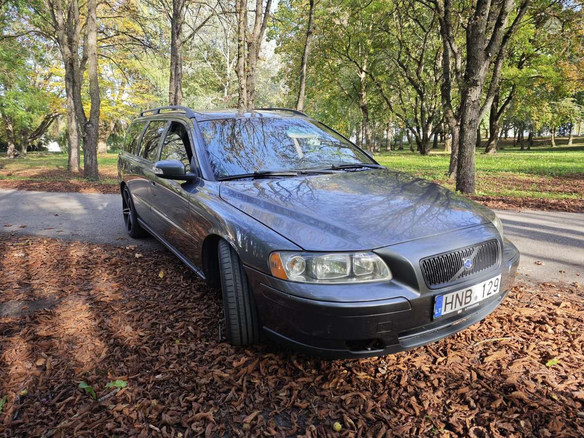 Volvo V70, 2.4 l., universalas