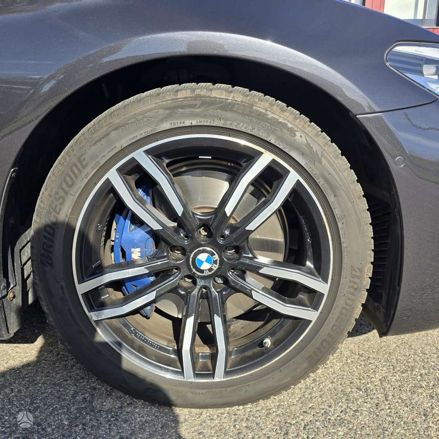 Bridgestone Blizzak, žieminės 245/45 R18