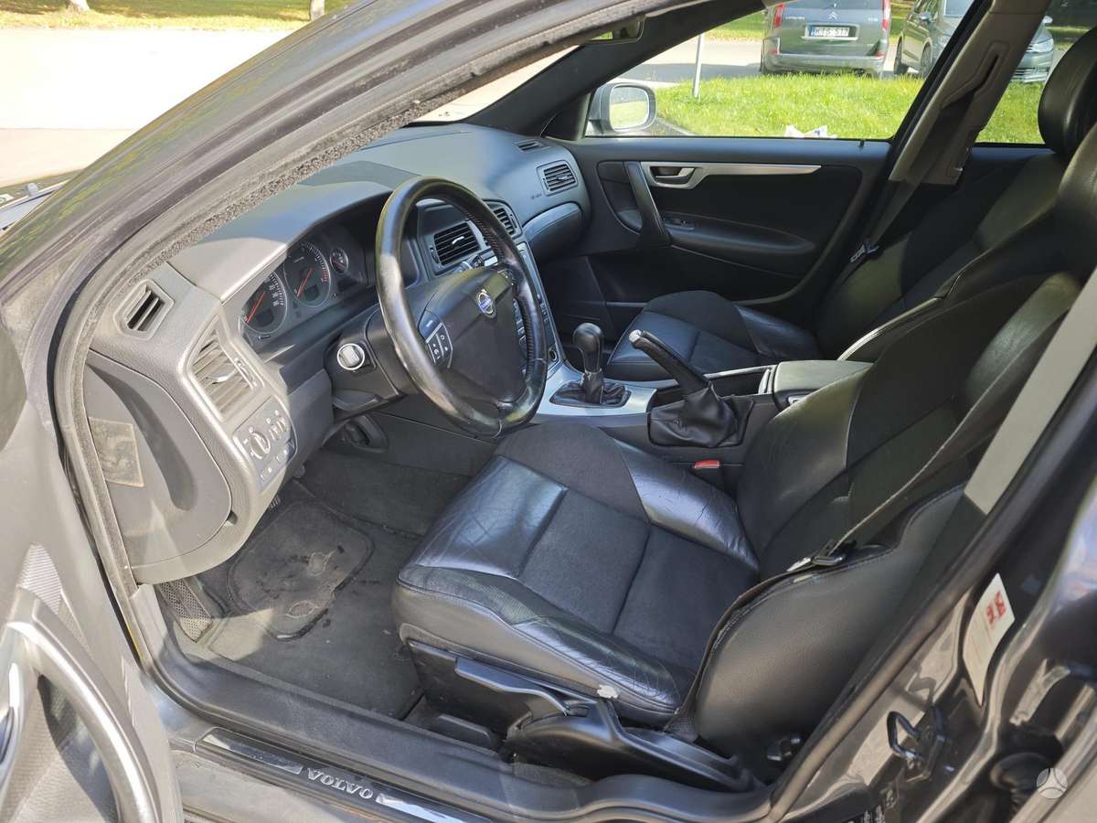 Volvo V70, 2.4 l., wagon