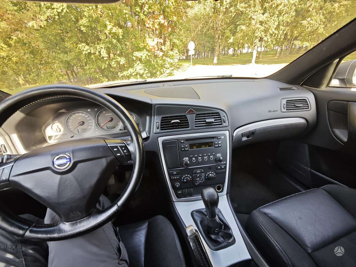 Volvo V70, 2.4 l., wagon