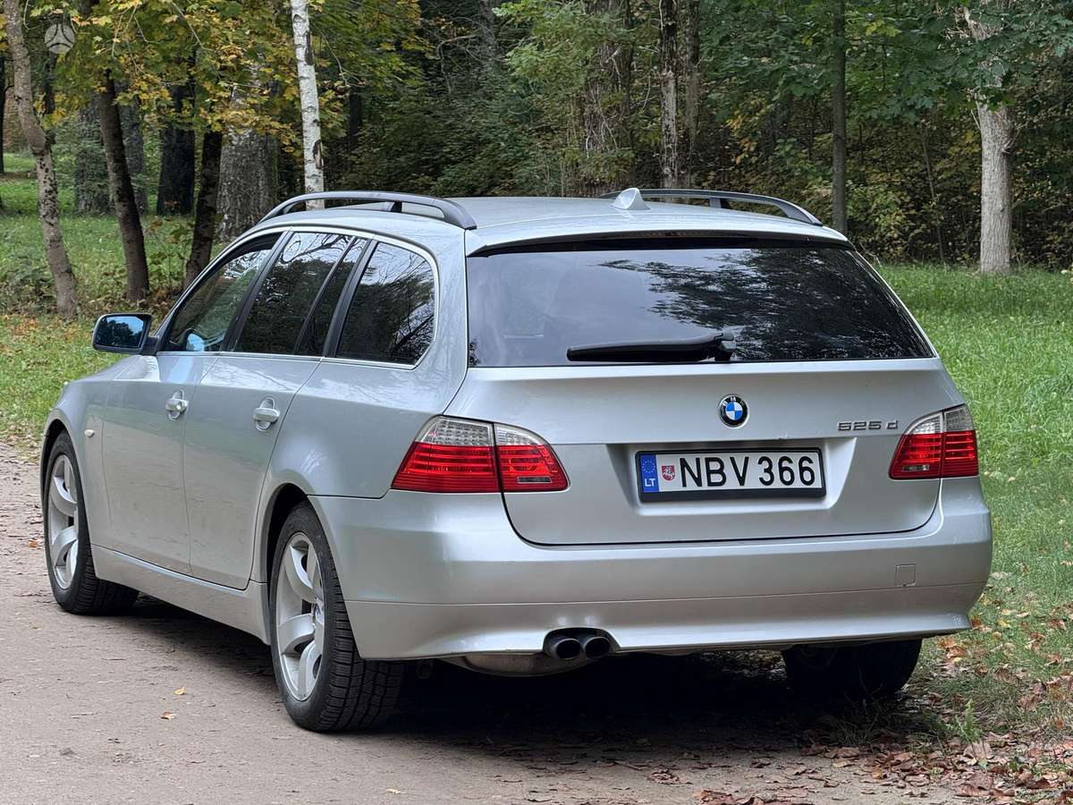 BMW 525, 3.0 l., universalas