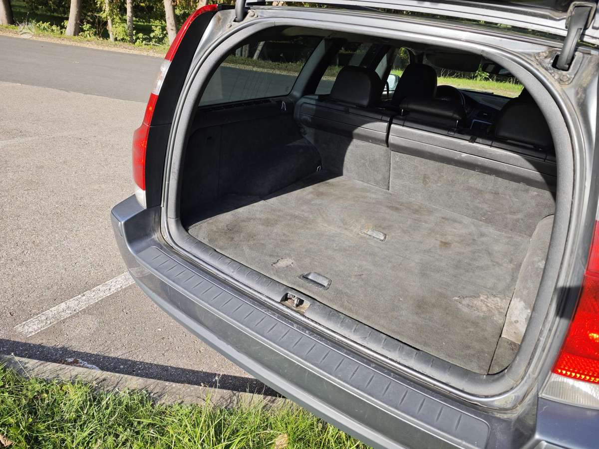Volvo V70, 2.4 l., wagon