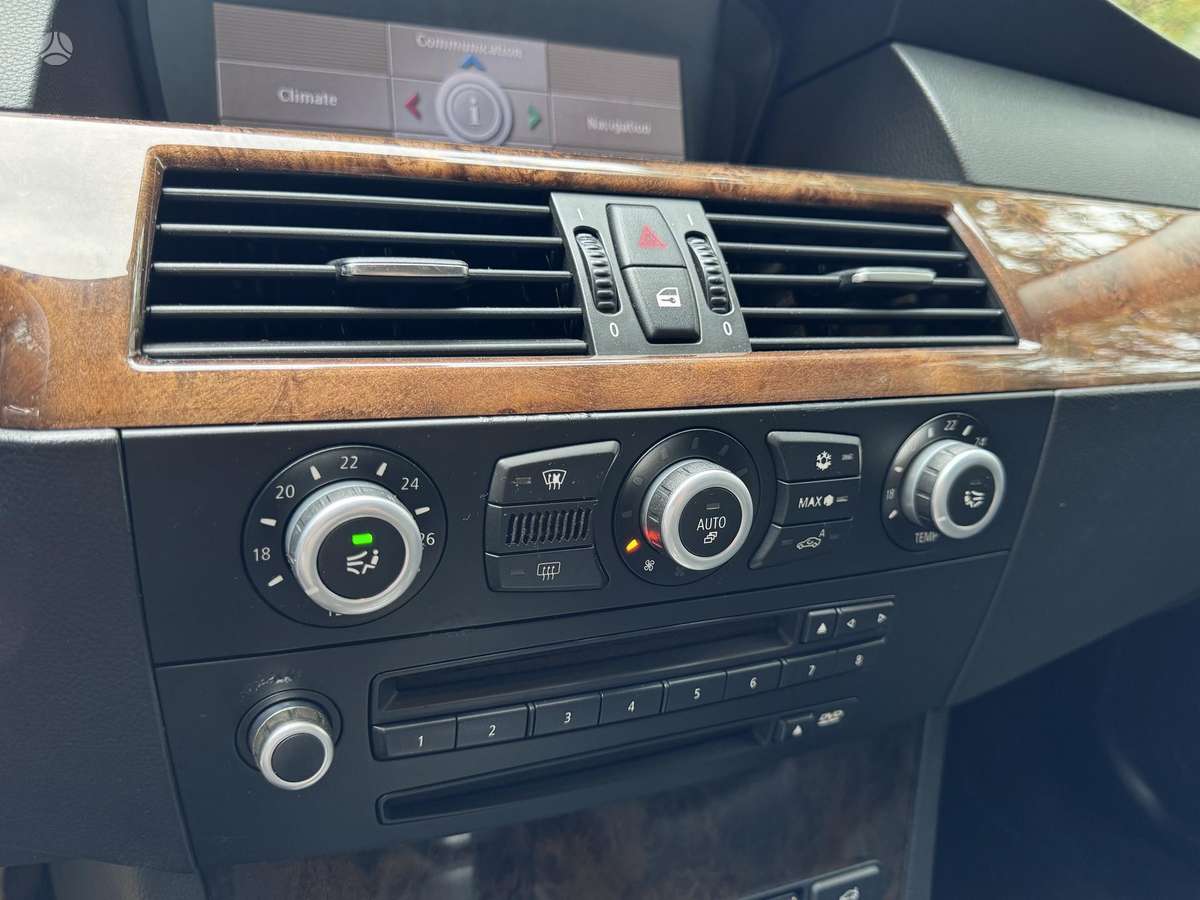 BMW 525, 3.0 l., universalas