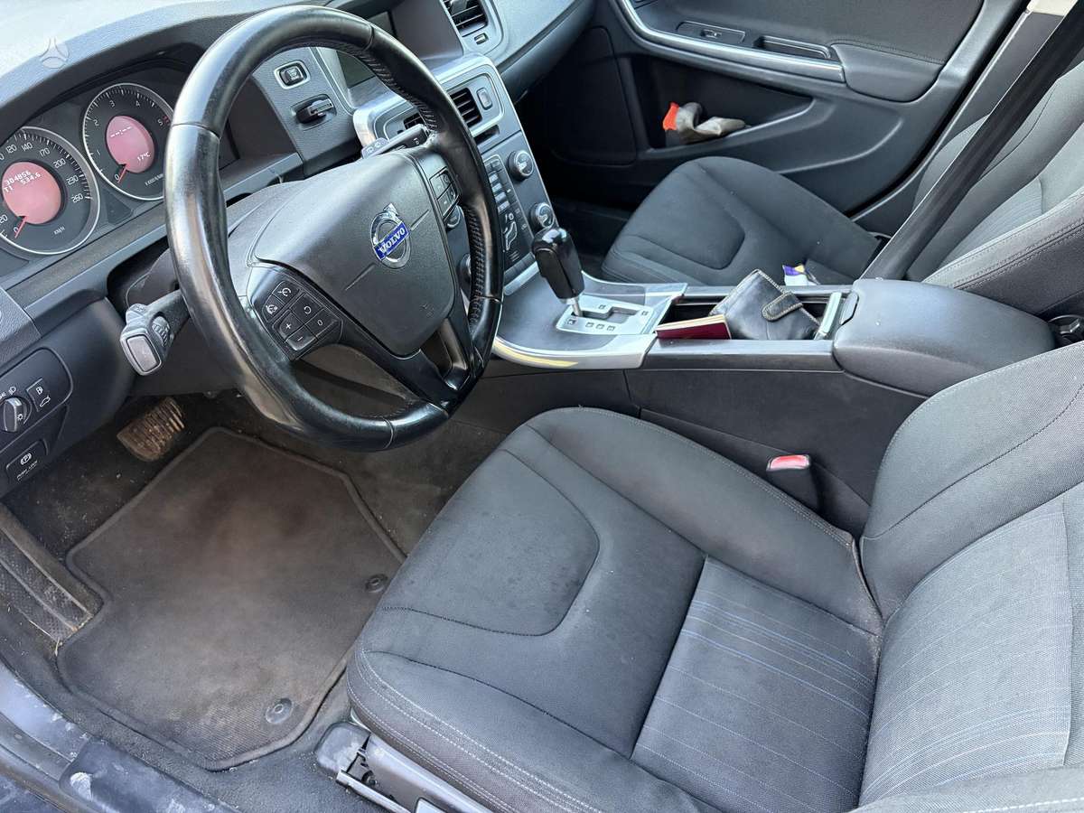 Volvo V60, 2.0 l., wagon
