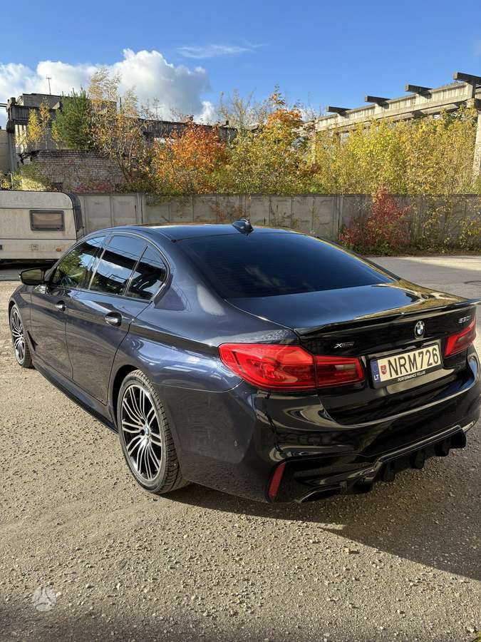 BMW 530, 2.0 l., Седан