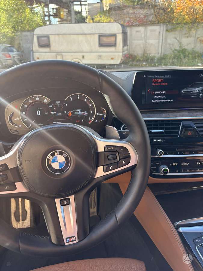 BMW 530, 2.0 l., Седан