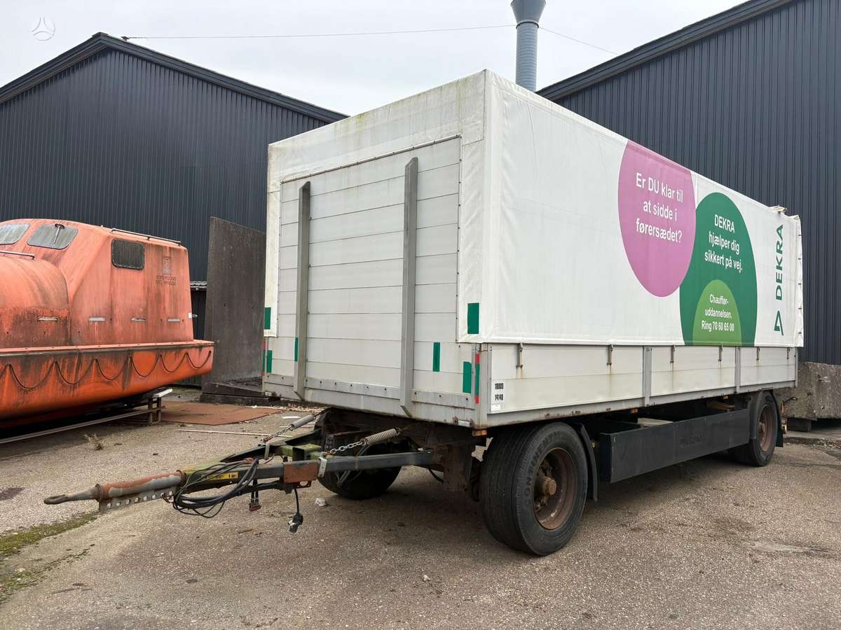 Krone, dropside with tarpaulin