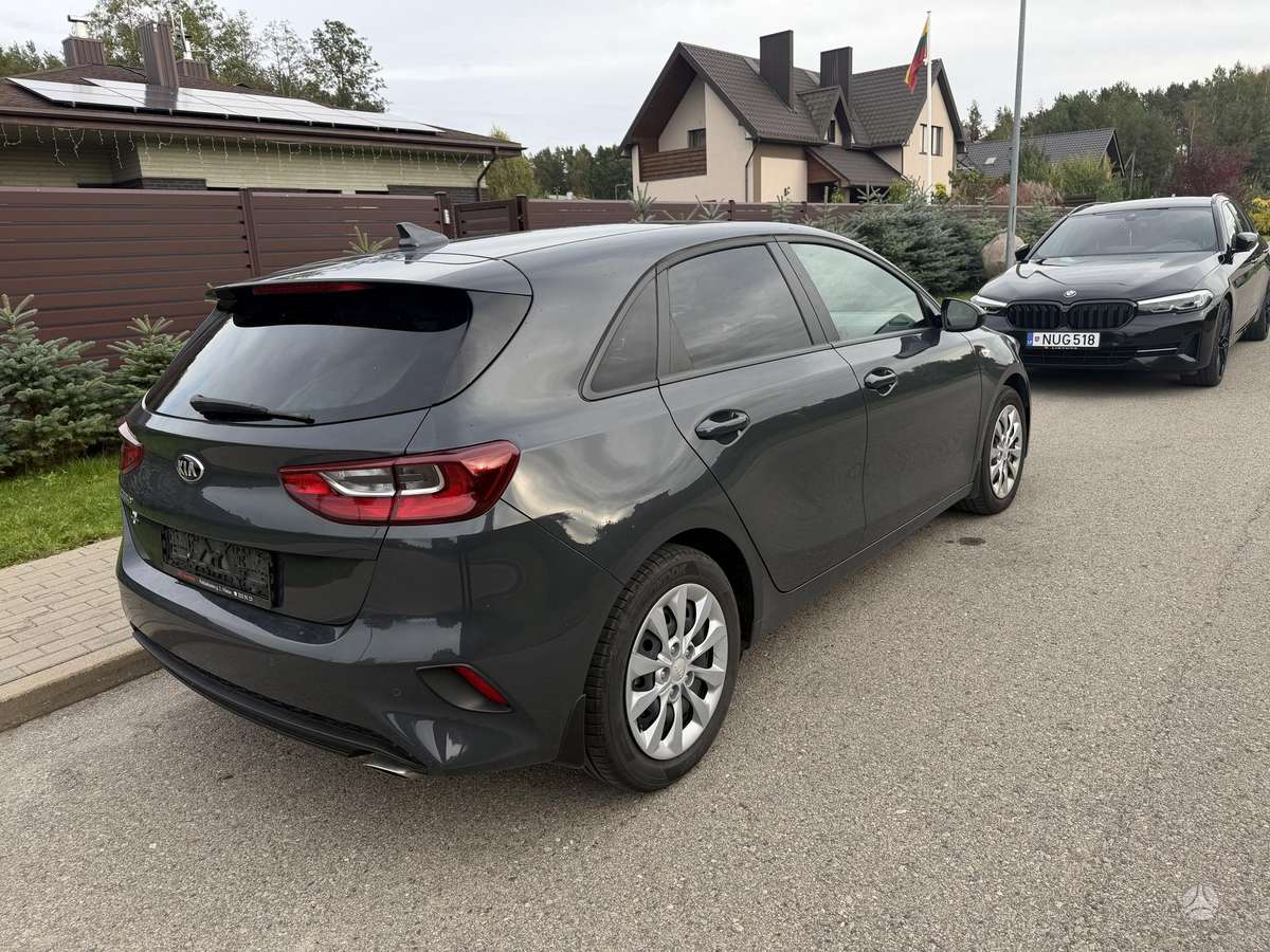 Kia Ceed, 1.0 l., Седан