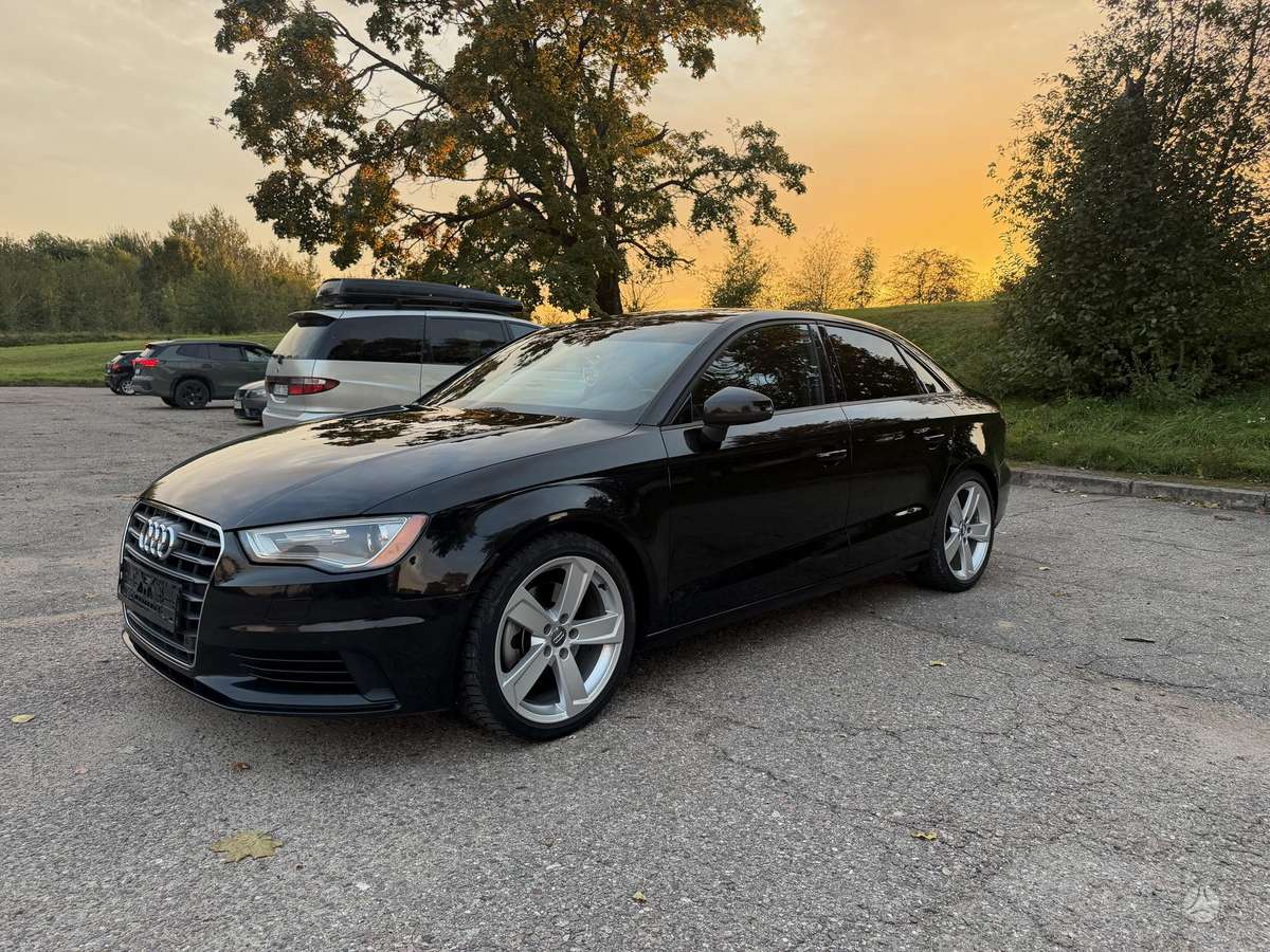 Audi A3, 1.8 l., Седан