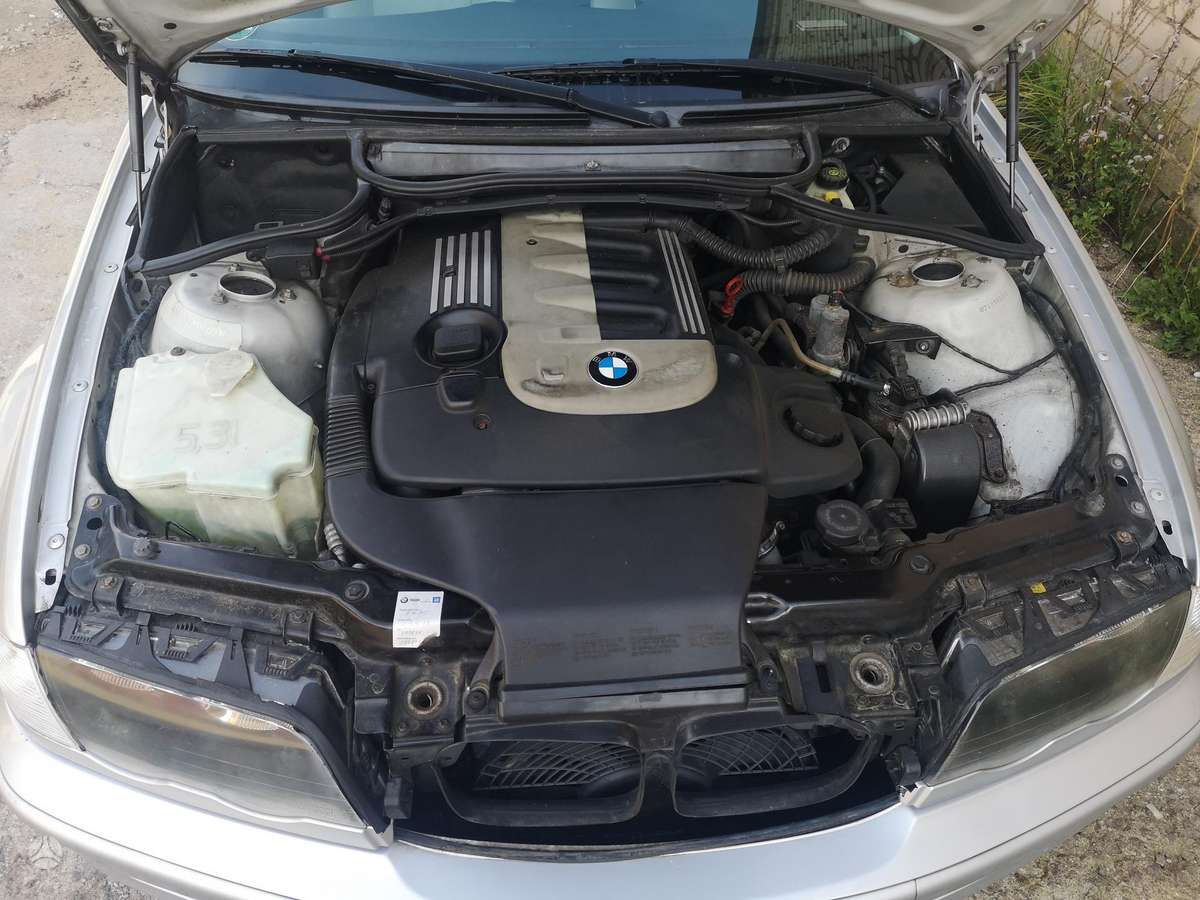 BMW 330, 2.9 l., Седан