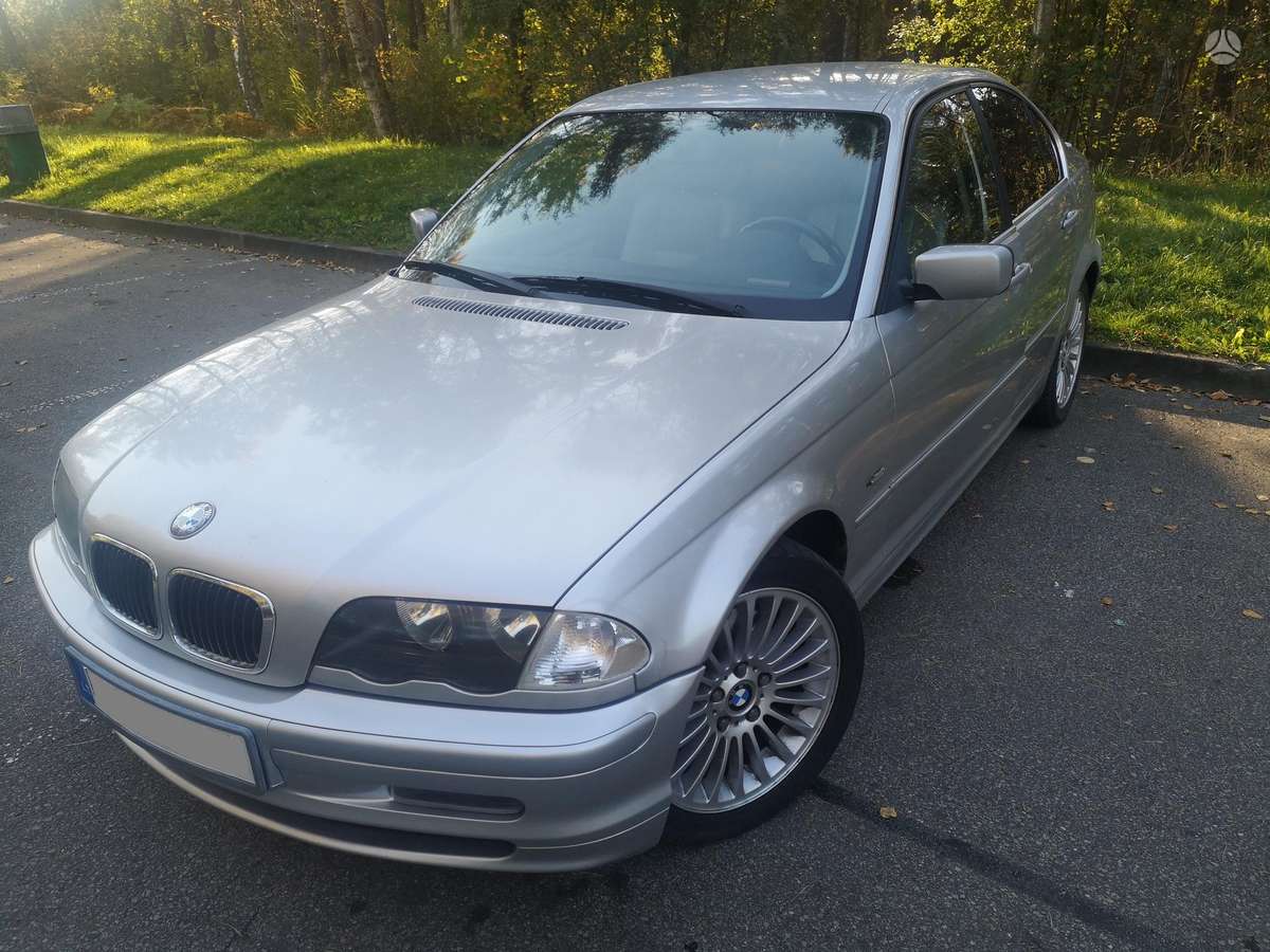 BMW 330, 2.9 l., Седан