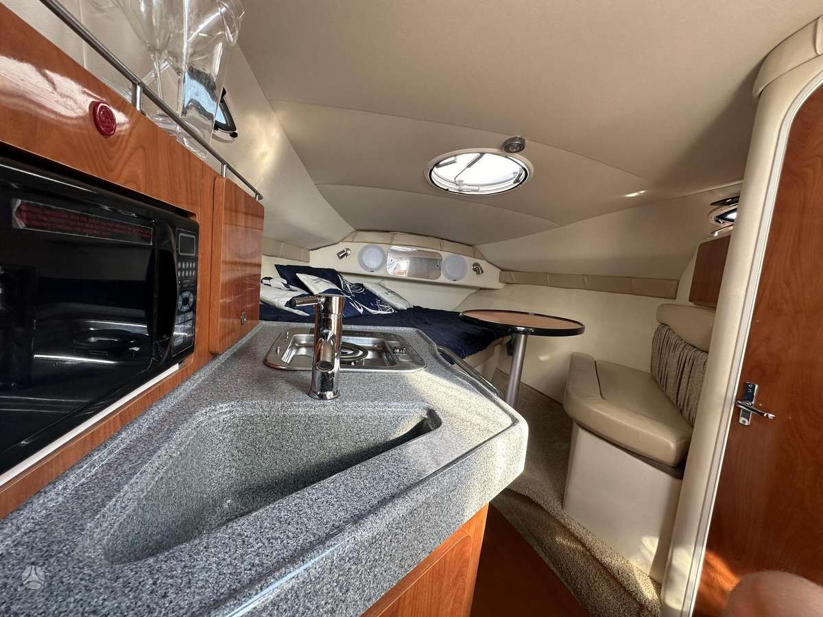Larson Cabrio 260, яхты / катера