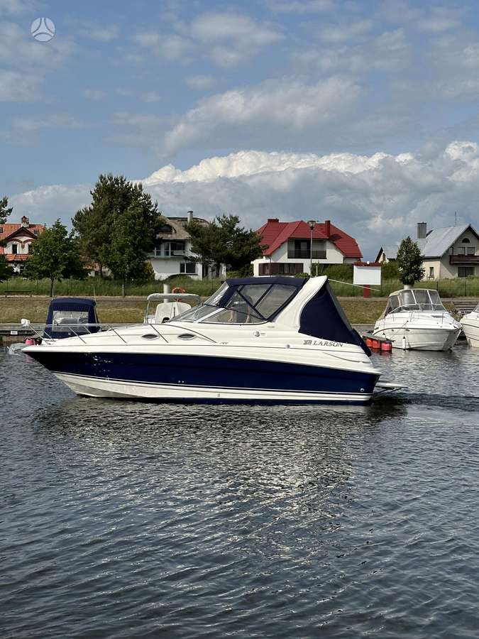 Larson Cabrio 260, яхты / катера