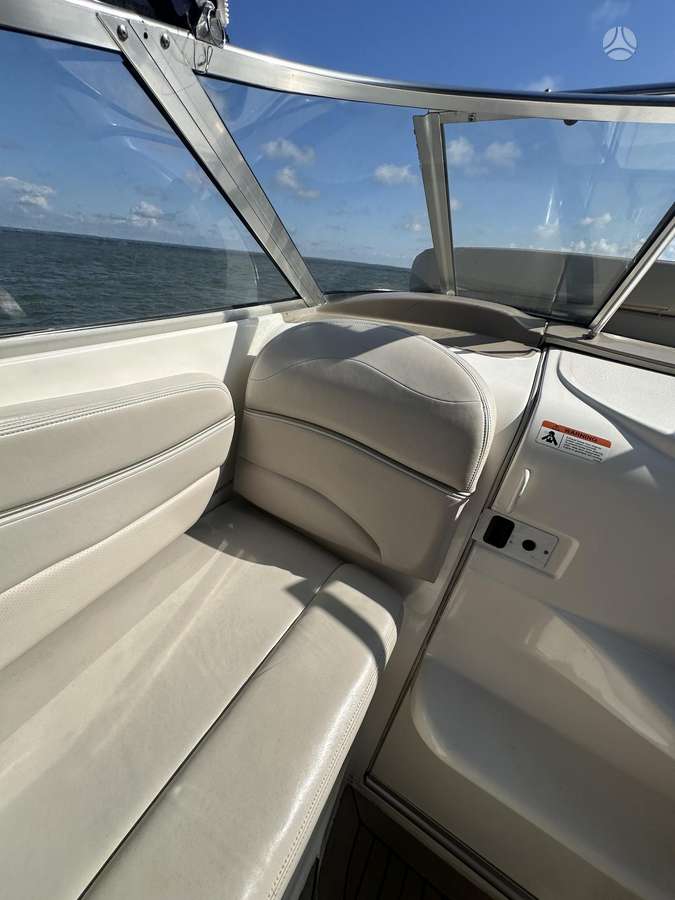 Larson Cabrio 260, яхты / катера