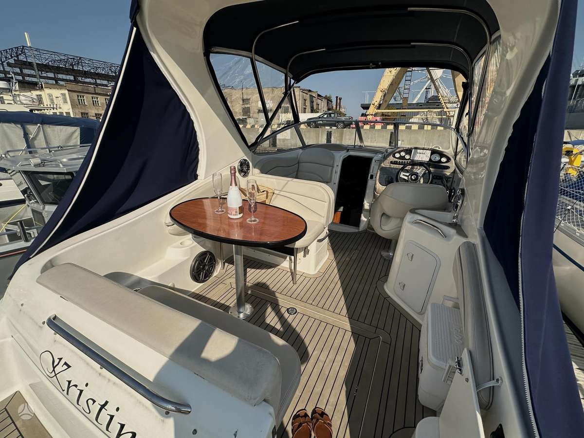 Larson Cabrio 260, яхты / катера