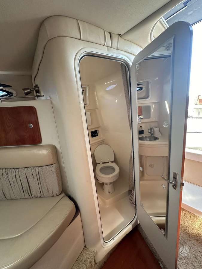 Larson Cabrio 260, яхты / катера