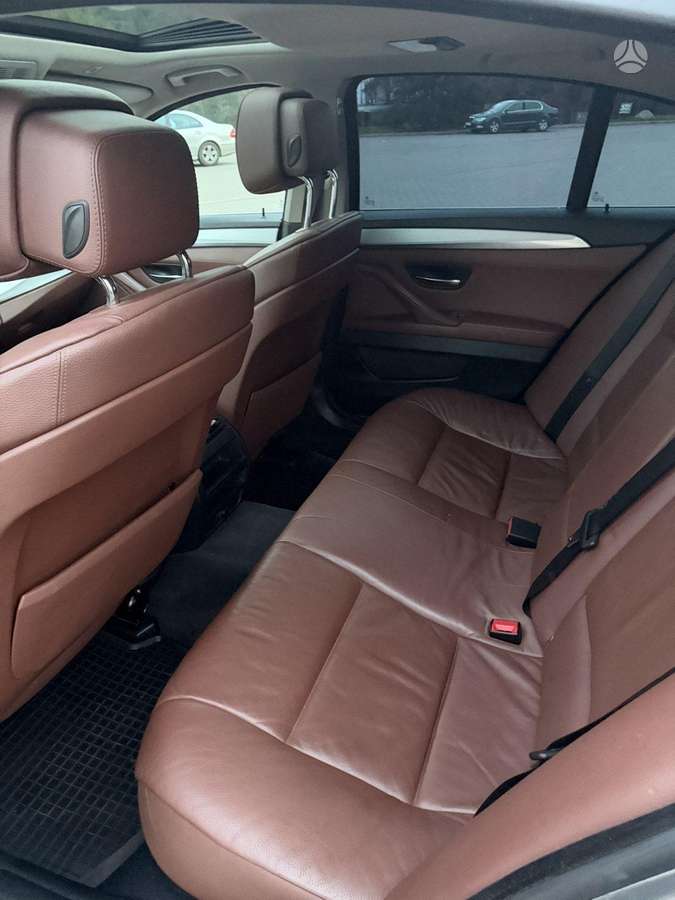 BMW 528, sedanas