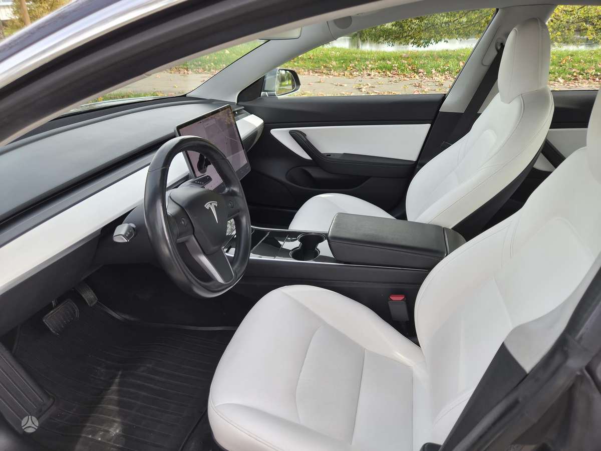 Tesla Model 3, 75 кВт·ч, Седан