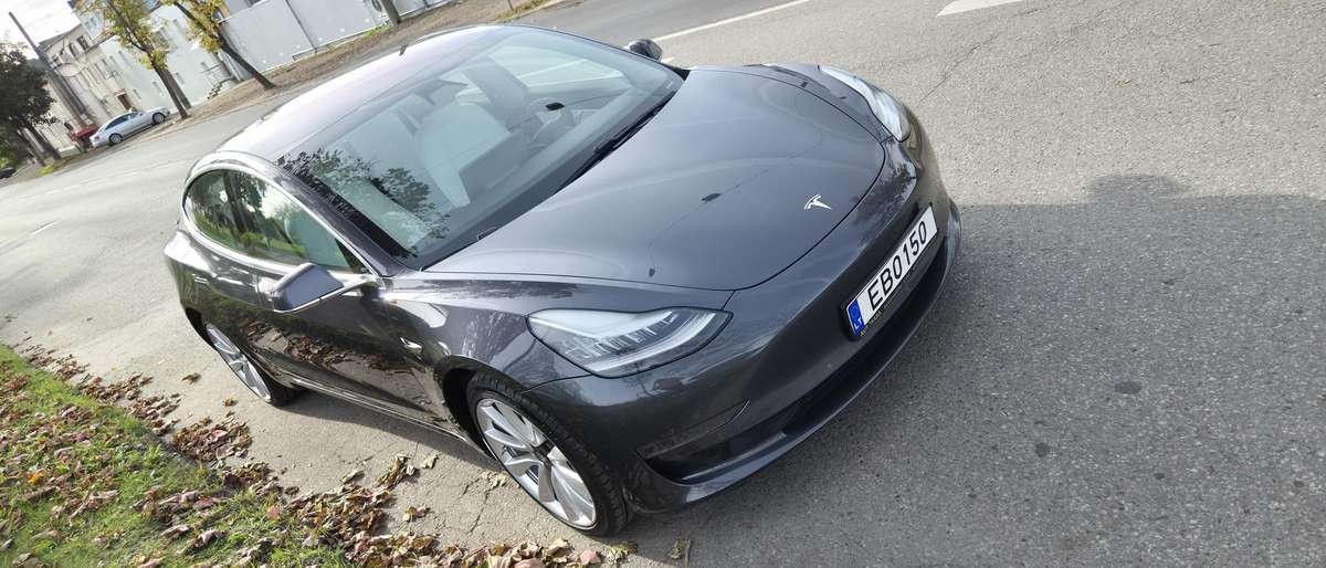 Tesla Model 3, 75 кВт·ч, Седан