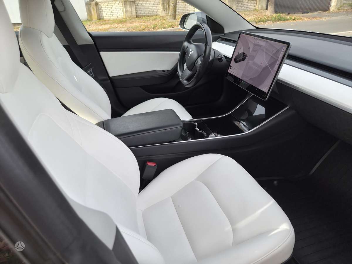 Tesla Model 3, 75 кВт·ч, Седан