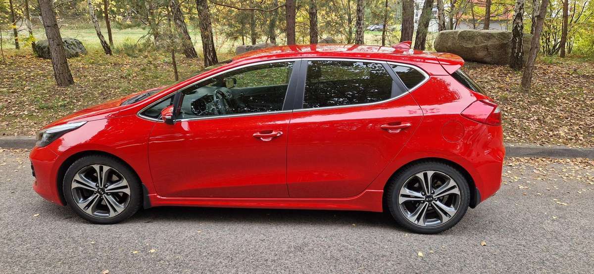 Kia Ceed, 1.6 l., Хэтчбек