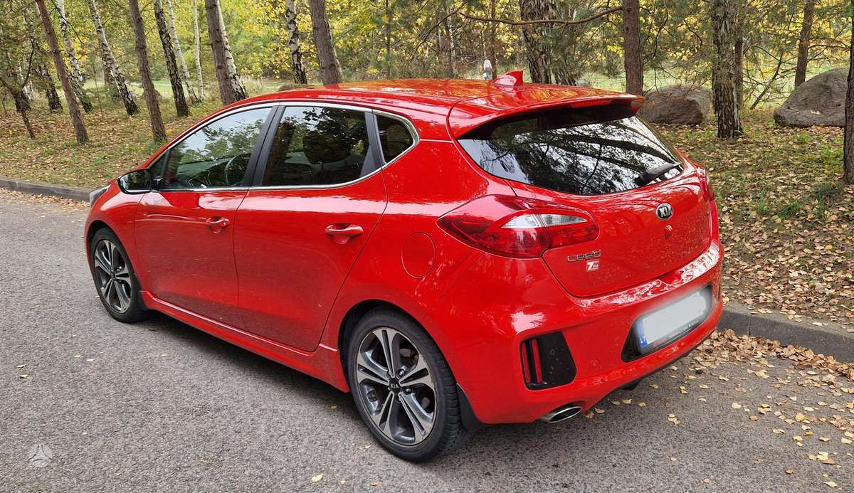 Kia Ceed, 1.6 l., Хэтчбек