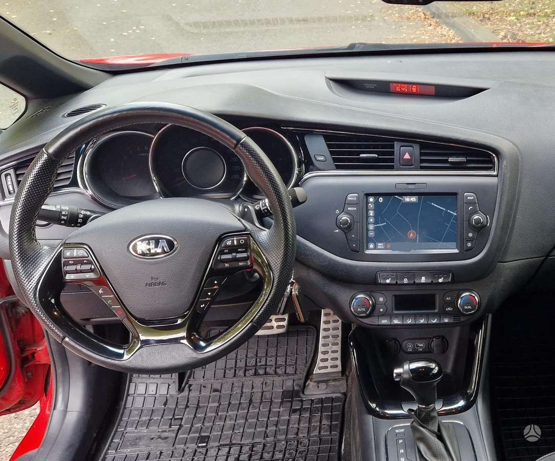 Kia Ceed, 1.6 l., hatchback