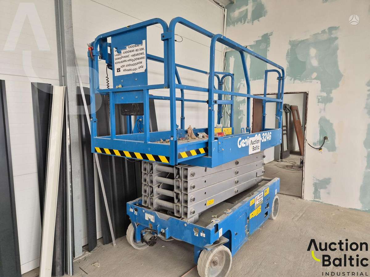 Genie 3246, scissor lift