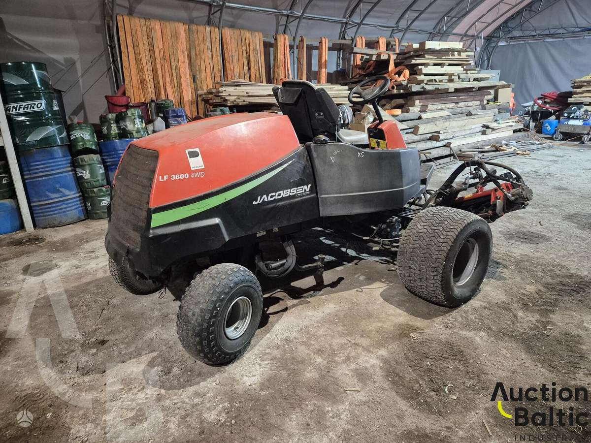 Jacobsen LF 3800 4WD, садовые тракторы