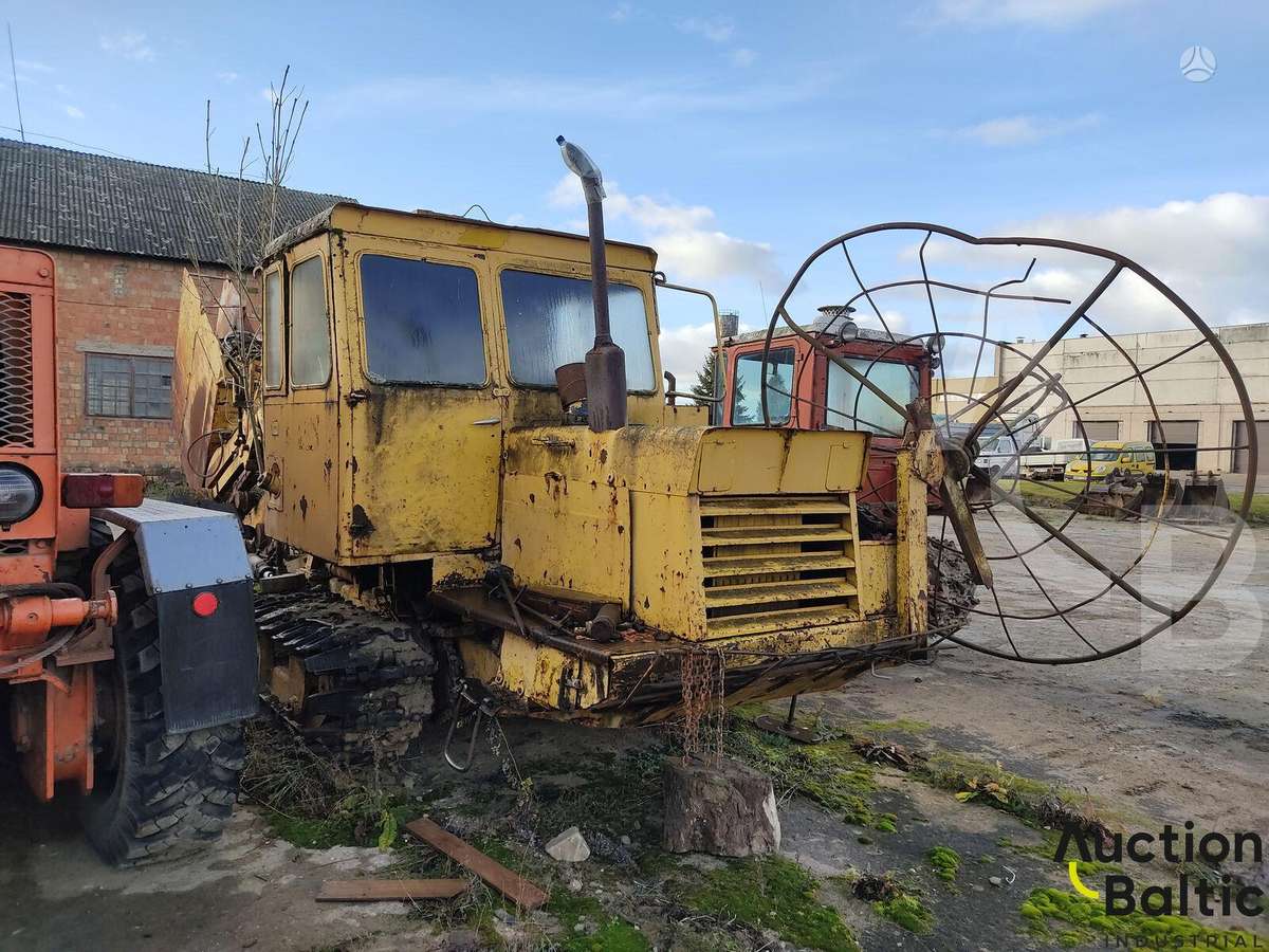 -Kita- 202B, ekskavatori