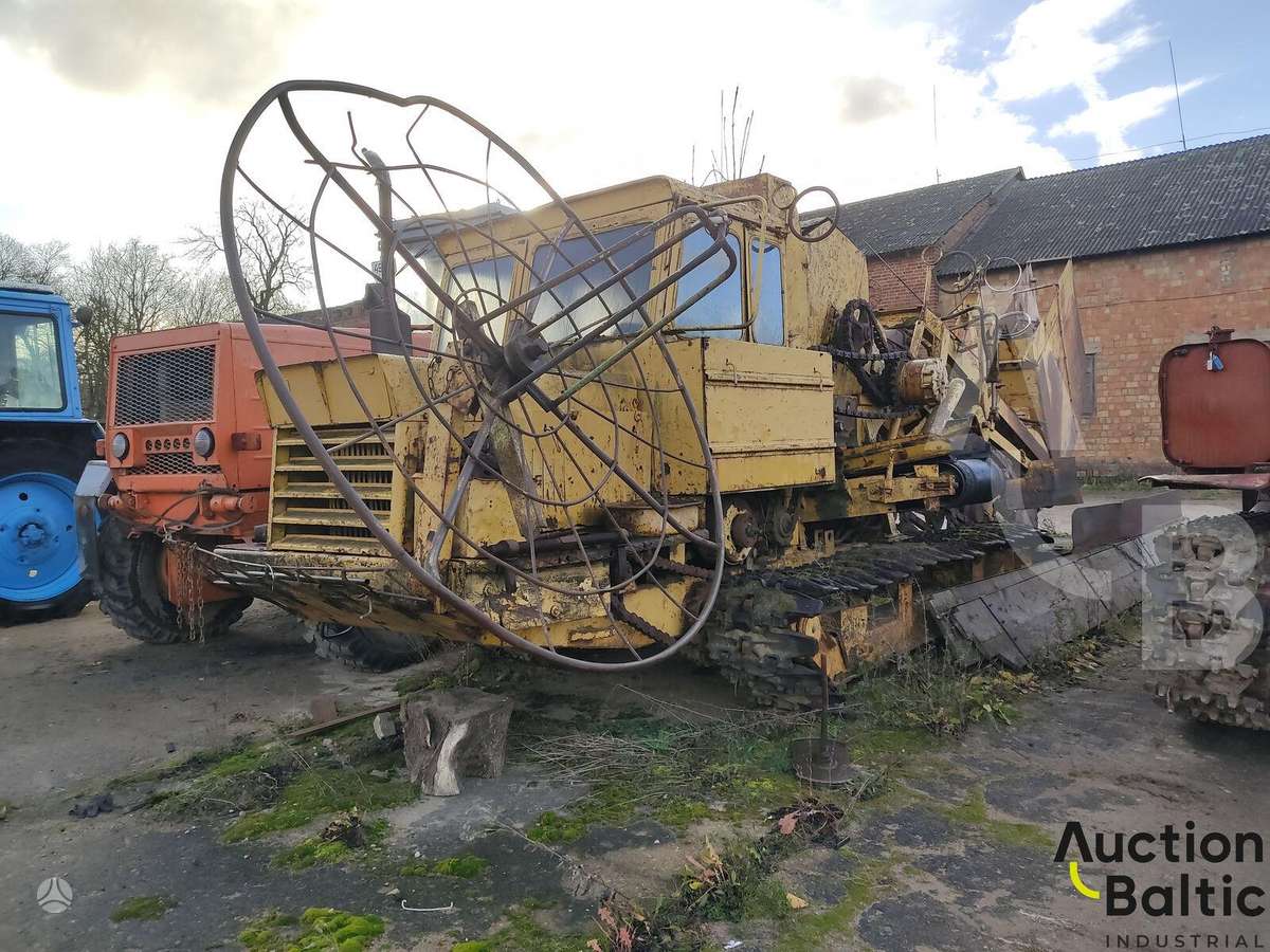 -Kita- 202B, excavator