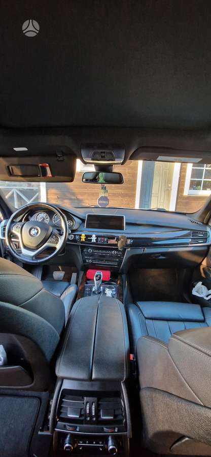 BMW X5, 3.0 l., off-road / crossover