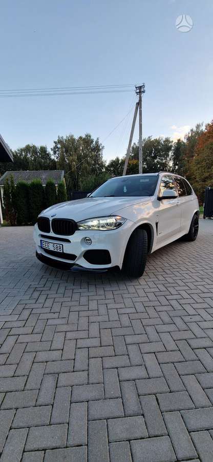 BMW X5, 3.0 l., off-road / crossover