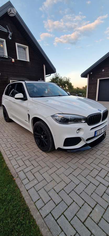 BMW X5, 3.0 l., off-road / crossover