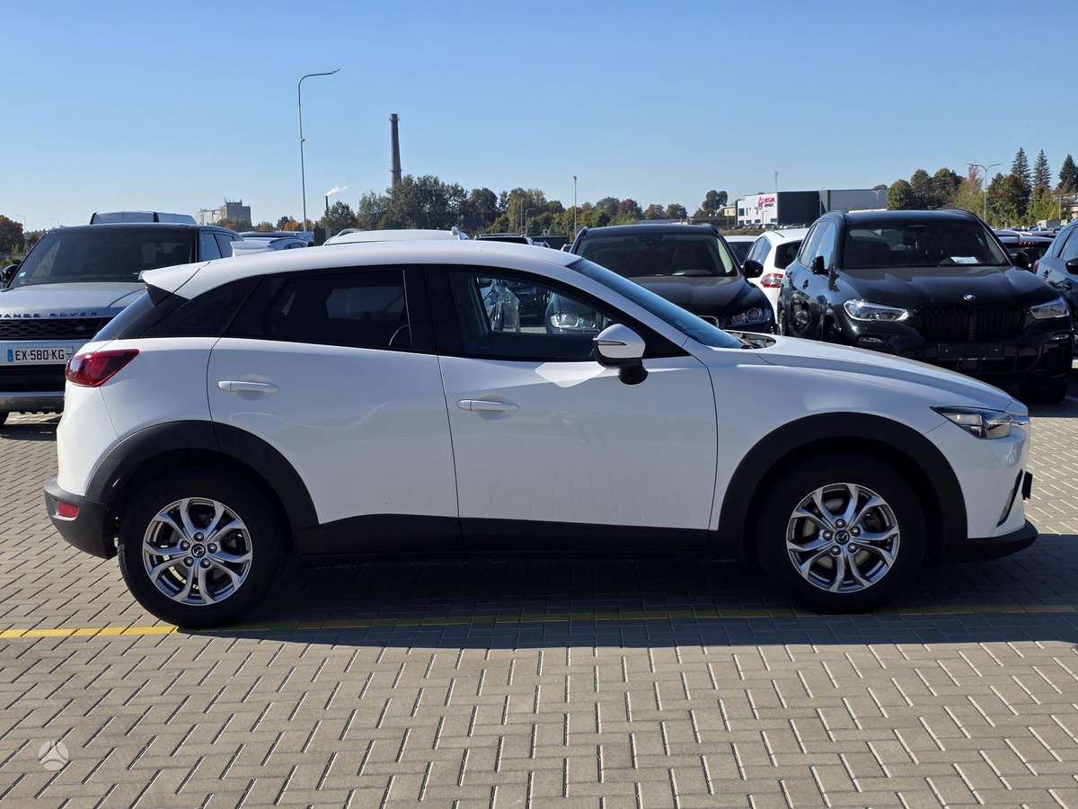 Mazda CX-3, 1.5 l., hatchback