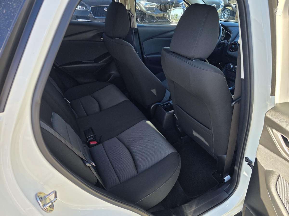 Mazda CX-3, 1.5 l., Хэтчбек