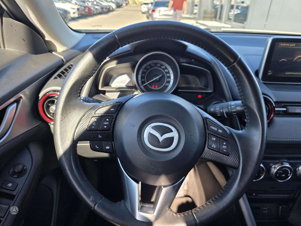 Mazda CX-3, 1.5 l., hatchback