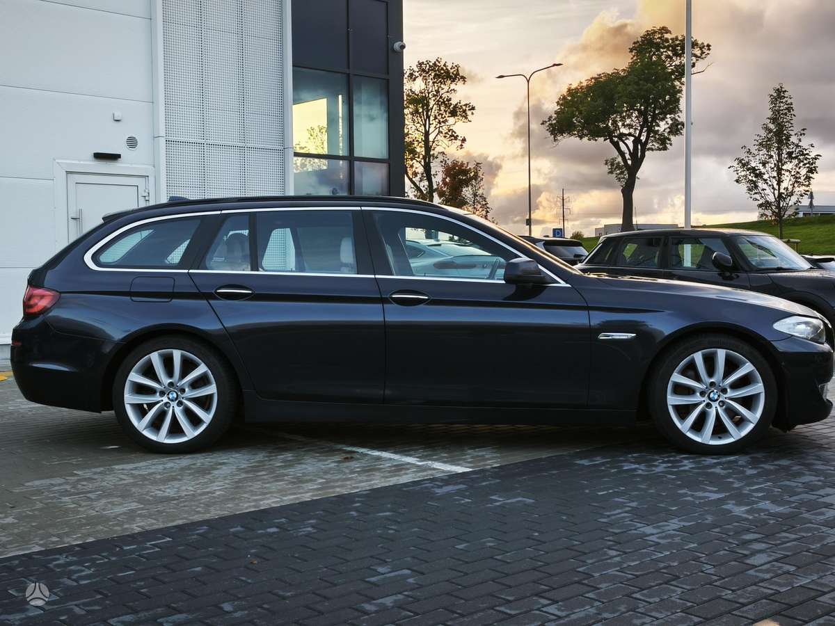 BMW 530, 3.0 l., Универсал