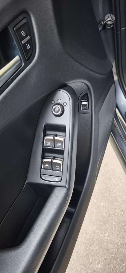 Audi A4, 2.0 l., Седан