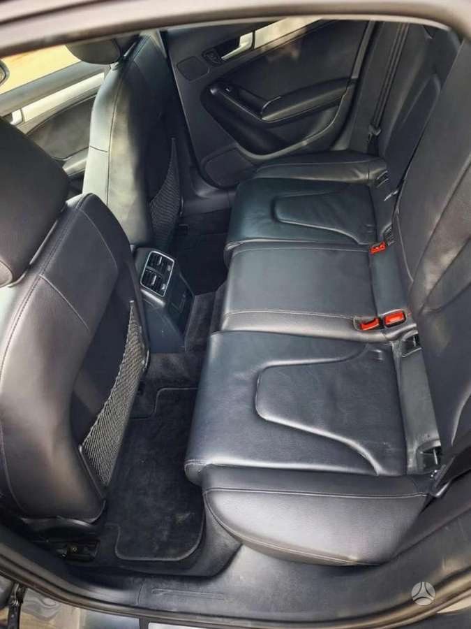 Audi A4, 2.0 l., sedanas