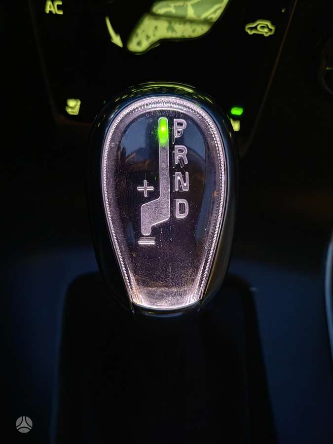 Volvo S60, 2.5 l., Седан