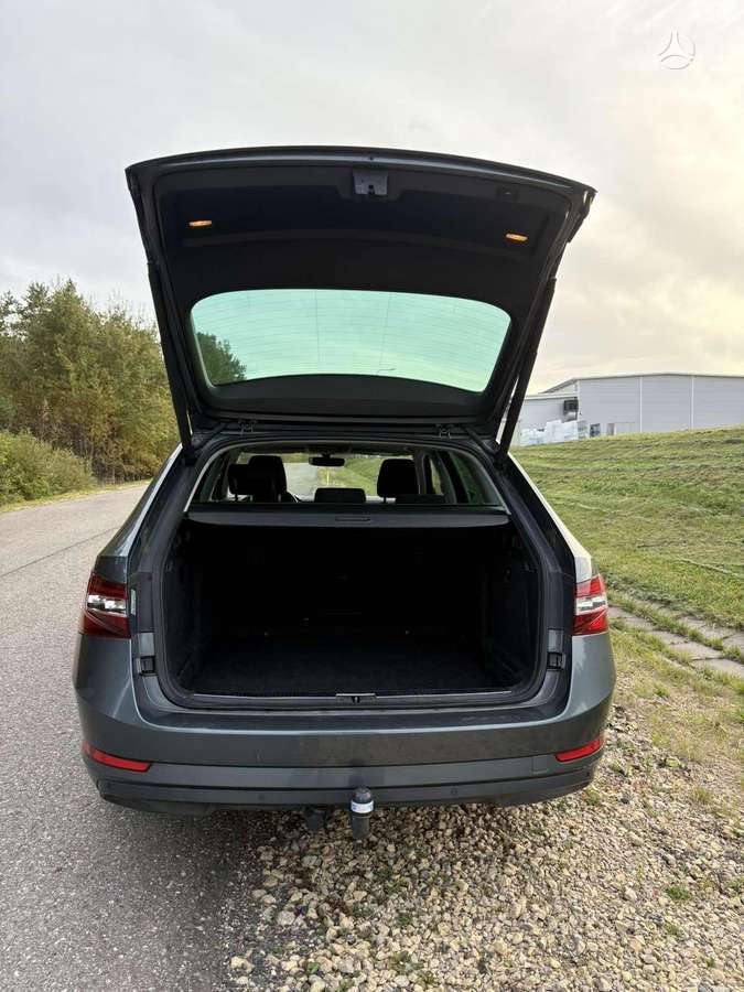 Skoda Superb, 1.6 l., Универсал